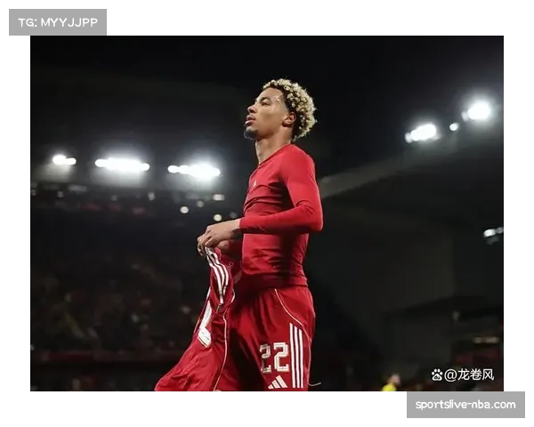 官方：南特后卫卡斯特列托因膝伤提前告别2025-26赛季